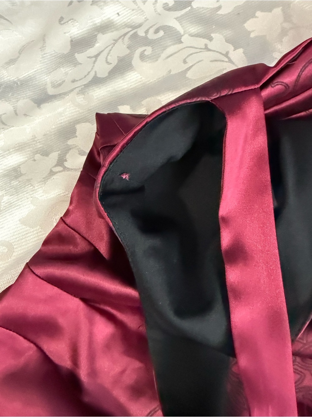 Le Château Burgundy Satin Sheath Cocktail Dress Paisley Print M Made in Canada - Picture 10 of 12